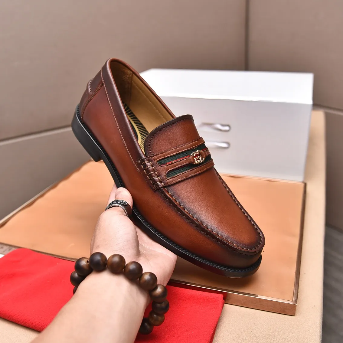 Men's shoes 💰580 📛📛Original (water-dyed cow lining) Gucci GUCCI official website formal shoes 🌀 Italian 🇮🇹 imported cowhide ➕ top imported water-dyed cowhide lining 💋 fine handmade original bottom, the real thing looks better when photographed in person Standard size 38-44